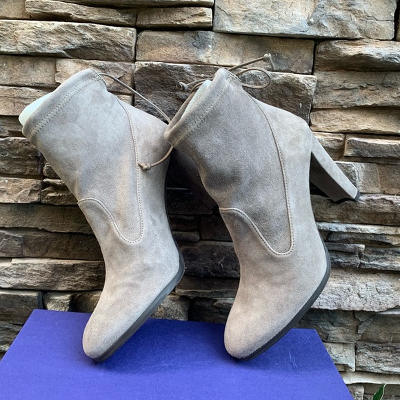 Stuart Weitzman boots - Picture 2 of 10